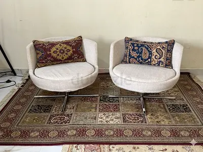 Round swivel lounge chairs By Alp Nuhoglu