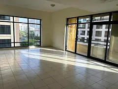 Chiller Free | Large Layout | Kitchen Appliances