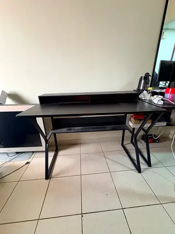 Computer table for sale