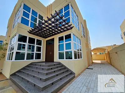 Spacious 4 Bhk villa with big green garden