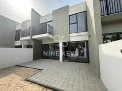 EXCLUSIVE 4BR + Maid | Spacious Back-to-Back Unit | Prime La Rosa 4 | AED 185K