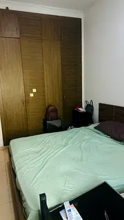 Bed space for executive lady