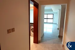 Direct Beach Access | Unfurnished | Vacant