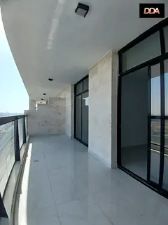 MODERN DESIGN | HIGH ROI | MOTIVATED SELLER