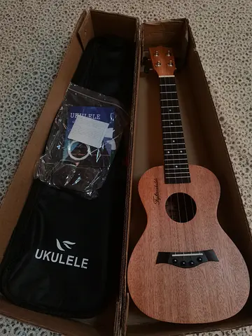 Ukulele guitar 23 inch full kit sale offer