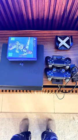 Used PlayStation 4 in a good condition with the original box  3 games