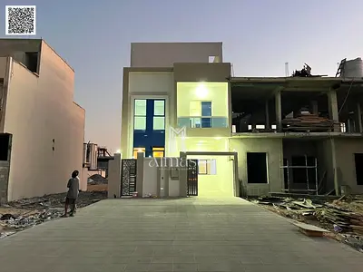 تاون هاوس فاخر للبيع | موقع استراتيجي على شارع رئيسي | ارتداد 25 متر | تصميم 3 طوابق | سعر مميز