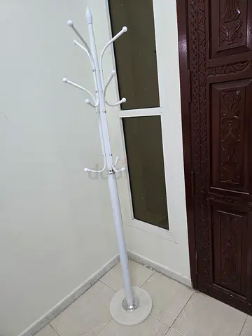 Coat rack in very good condition, Sharjah Al Ramla West