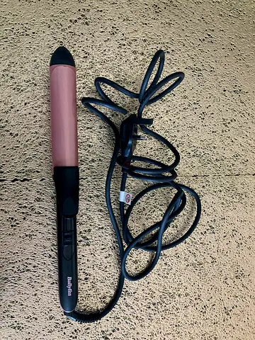 Babyliss Curling Iron / Styler - Lightly Used