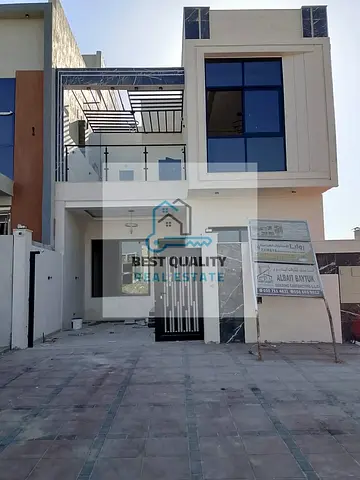 فيلا تاون هاوس فاخرة للبيع في الحليو 2 – عجمان