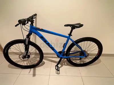 Fuji Nevada 1.7 Mountains bike - Like NEW