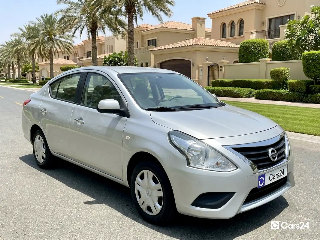Nissan Sunny 2023 — photo 1 of 13