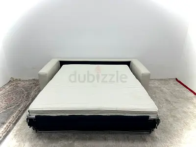 Selling Natuzzi brand three seater sofabed