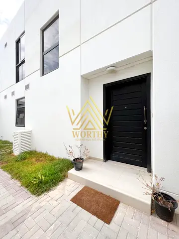 3BR+Maid | Closed Kitchen| Vacant | Vastu
