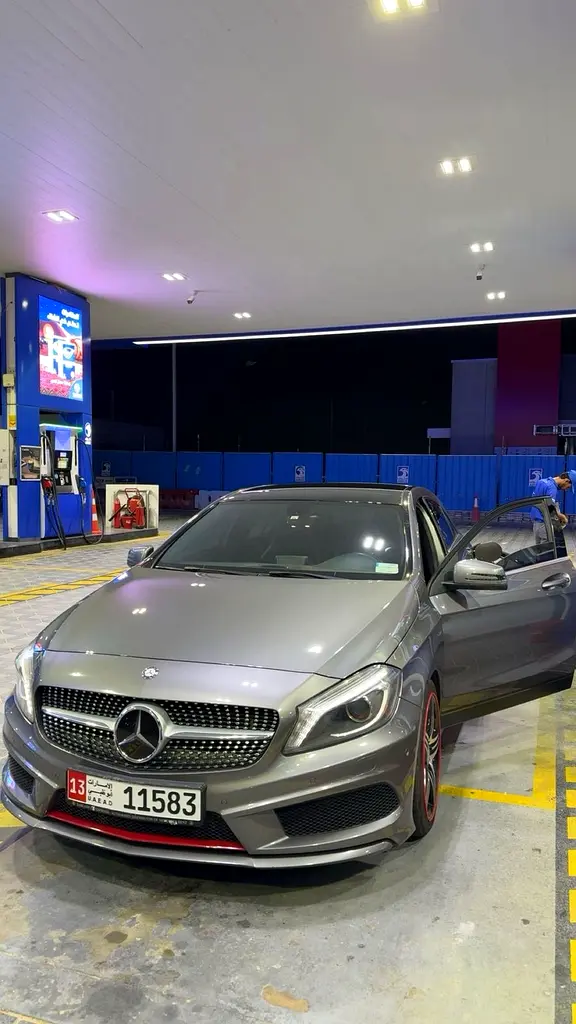 Mercedes-Benz A-Class 2015 — photo 1 of 4