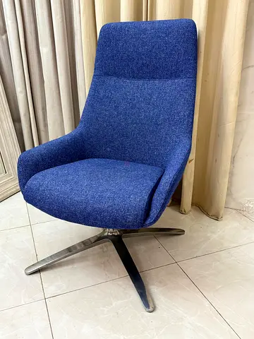 Boss Design Marnie High Back Swivel Lounge Chair