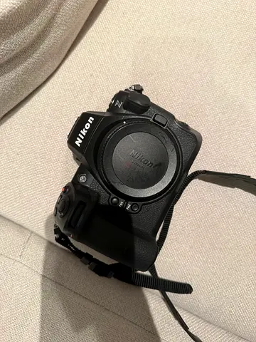 Nikon z8 body — perfect condition - used few times