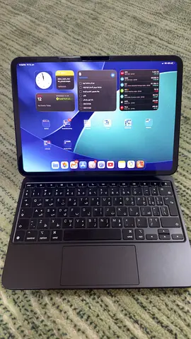 Ipad pro m5 Wi-Fi + Cellular + apply Magic Keyboard
