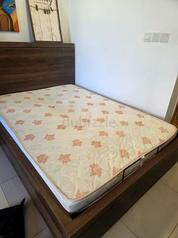Bed Queen