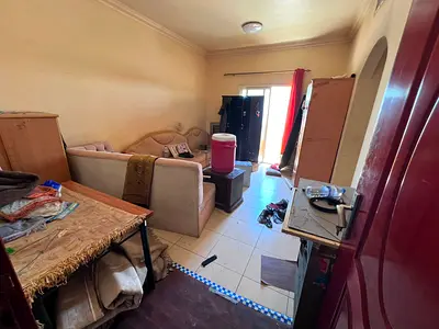 1BR in Mowaihat 3 near Avery Mall and MBZ exit