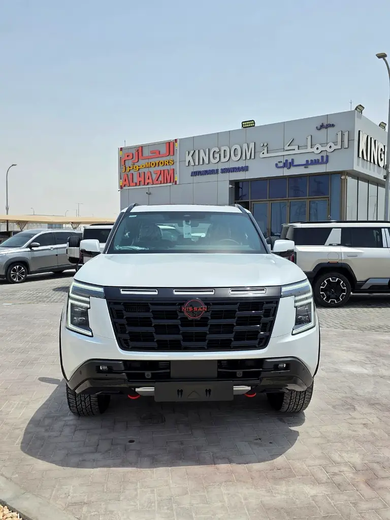 Nissan Patrol 2026 — photo 1 of 18