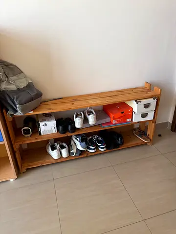 Solid wood shoe rack with bench - 3-tier storage