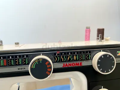 Janome 393PD  Sewing Machine - Portable Domestic Model (Excellent Condition) Made in Thailand