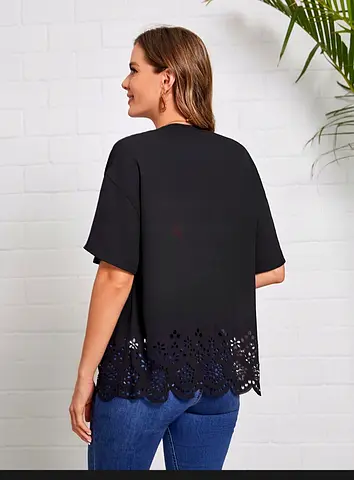 Black Short Sleeve kimono with Laser-Cut Hem - Size M