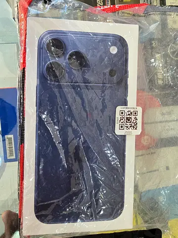 256 international Iphone 17 pro max