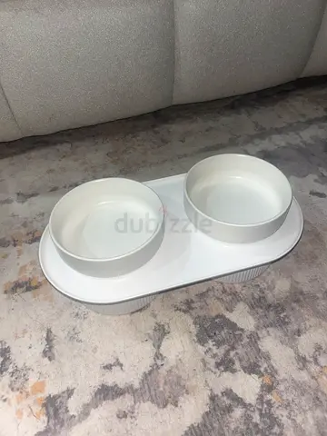 Double Raised Cermaic Pet Food and Water Bowls - White, Perfect Condition