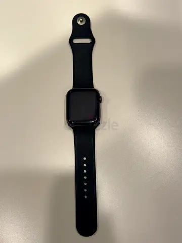 44mm Apple Watch Series 5 +Apple Strap