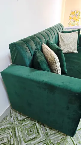 Dark Green Velvet 3-Seater Sofa in Good Condition _ One day half price offer _ whattsap