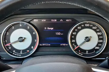 صورة 15 لـ 2023 Volkswagen TOUAREG