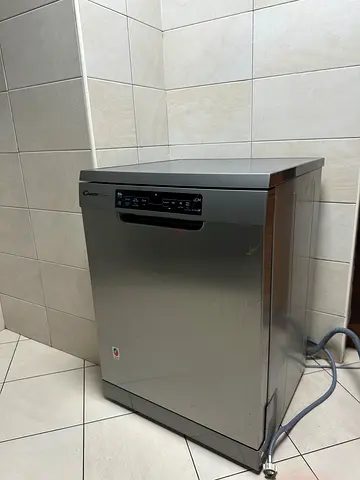 CANDY BRAVA DISHWASHER