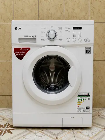 LG Front Load Washing Machine 7kg - Good Condition