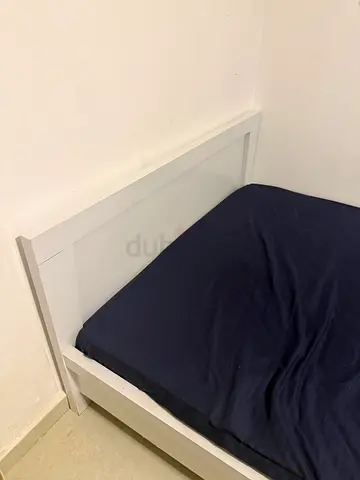 Queen bed for sale