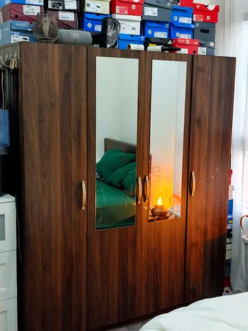 4 door Wardrobe with Mirror