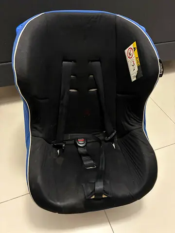 car seat and child car booster - good condition