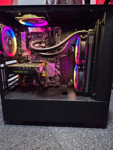 Custom Gaming PC with GeForce GTX, RGB Cooling, Liquid AIO