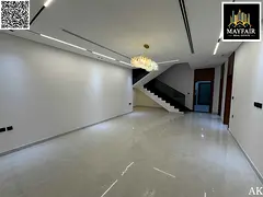 A unique opportunity to own a luxurious corner villa in one of the best residential areas. Modern de