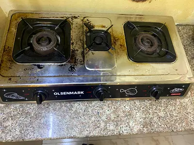 3-Burner Olsenmark Gas Stove