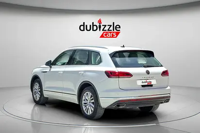 صورة 8 لـ 2023 Volkswagen TOUAREG
