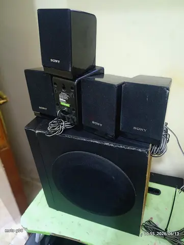 Sony 5.1 Home Theater Speakers with Subwoofer (Used)