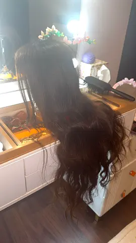 REAL HAIR ! Original price was 10k Natural hair Long Black Wavy Wig — Natural Look, Good Conditio