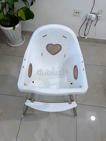 White Baby High Chair / Feeding Chair with Back Support