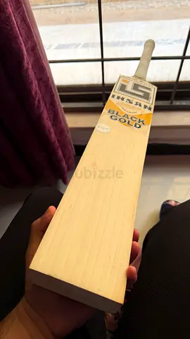 Ihsan Black Gold Cricket Bat