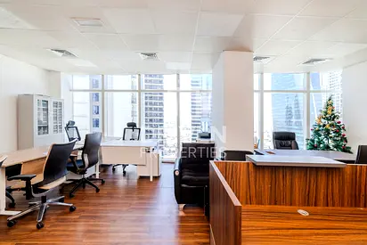 Fully Fitted Office | Vacant Now | Vastu