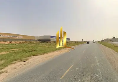 للبيع ارض صناعيه في الصجعه الصناعيه الشارقه