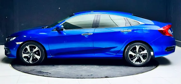 صورة 8 لـ 2018 Honda CIVIC