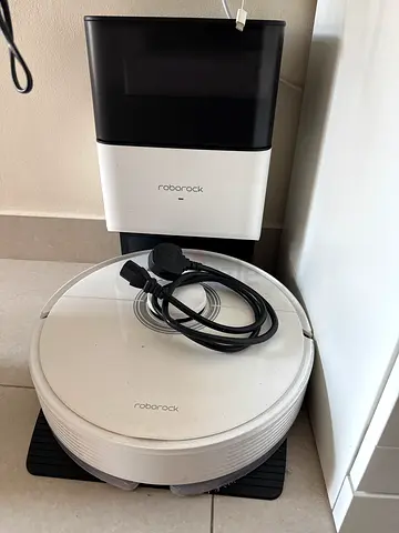 Roborock Robot Vacuum with Auto-Empty Dock - Good Condition